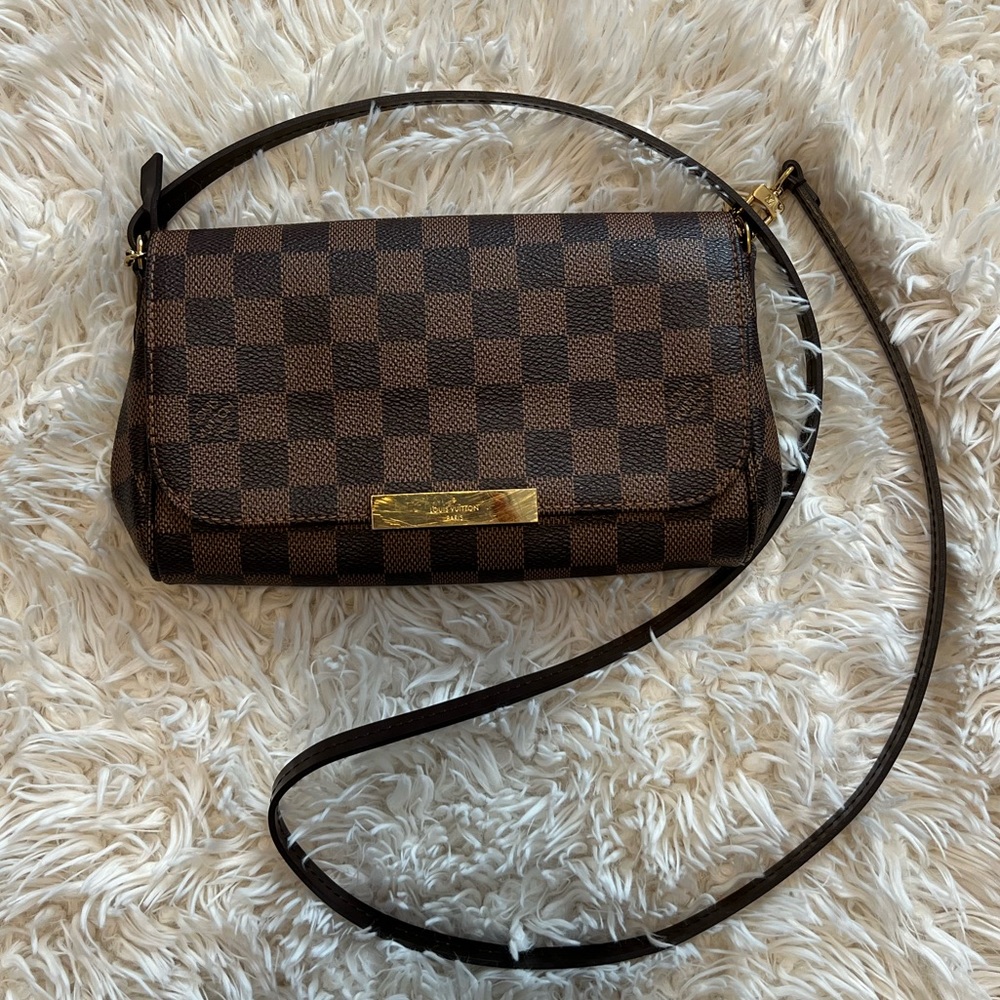 Louis Vuitton Favorite Mm Damier Ebene Brown Coated Canvas Shoulder Bag